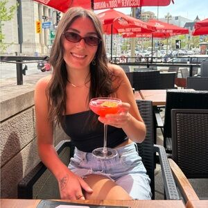 Meet your Posher, Paige